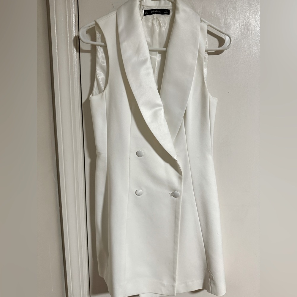 Zara sleeveless blazer dress.